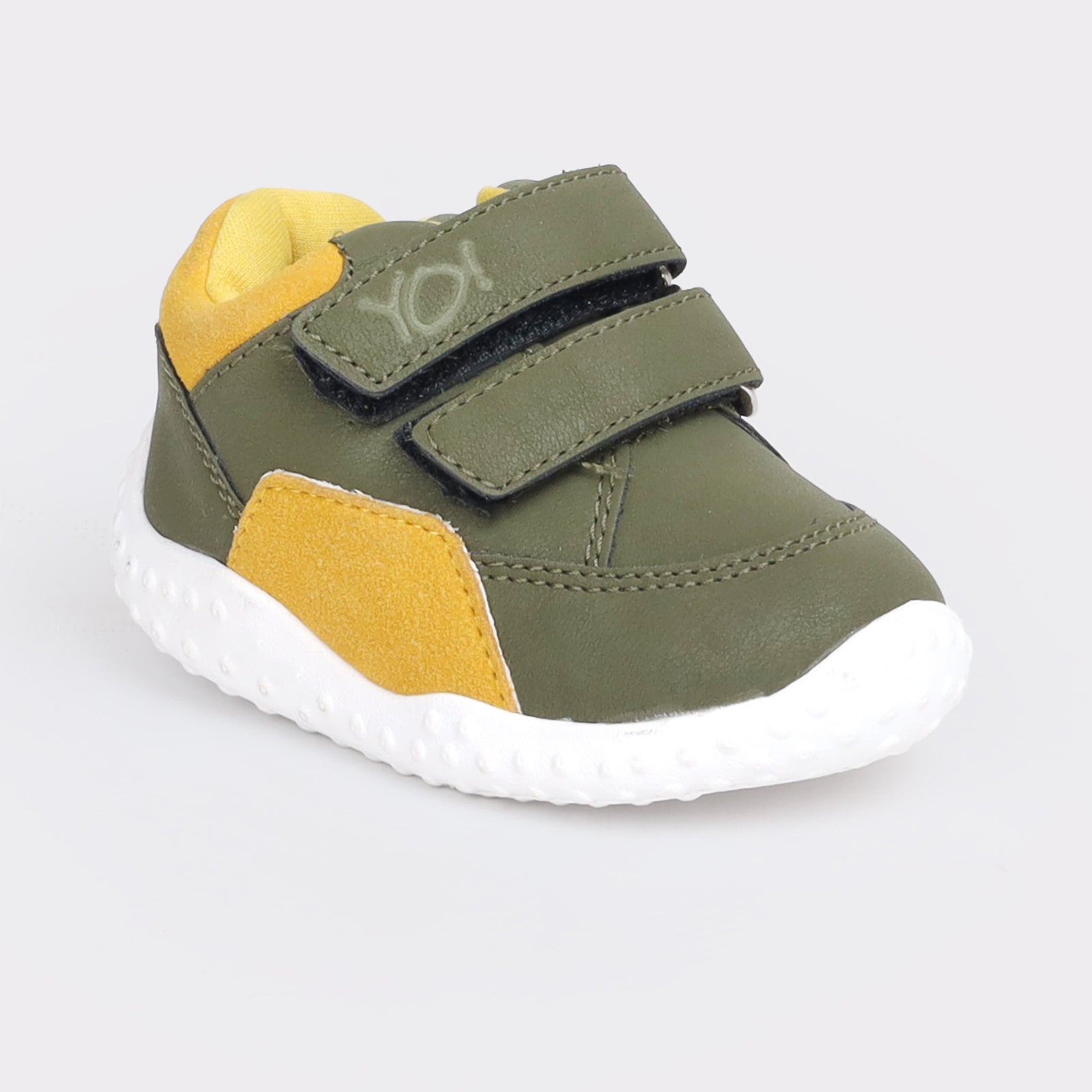 Kids Close Shoes