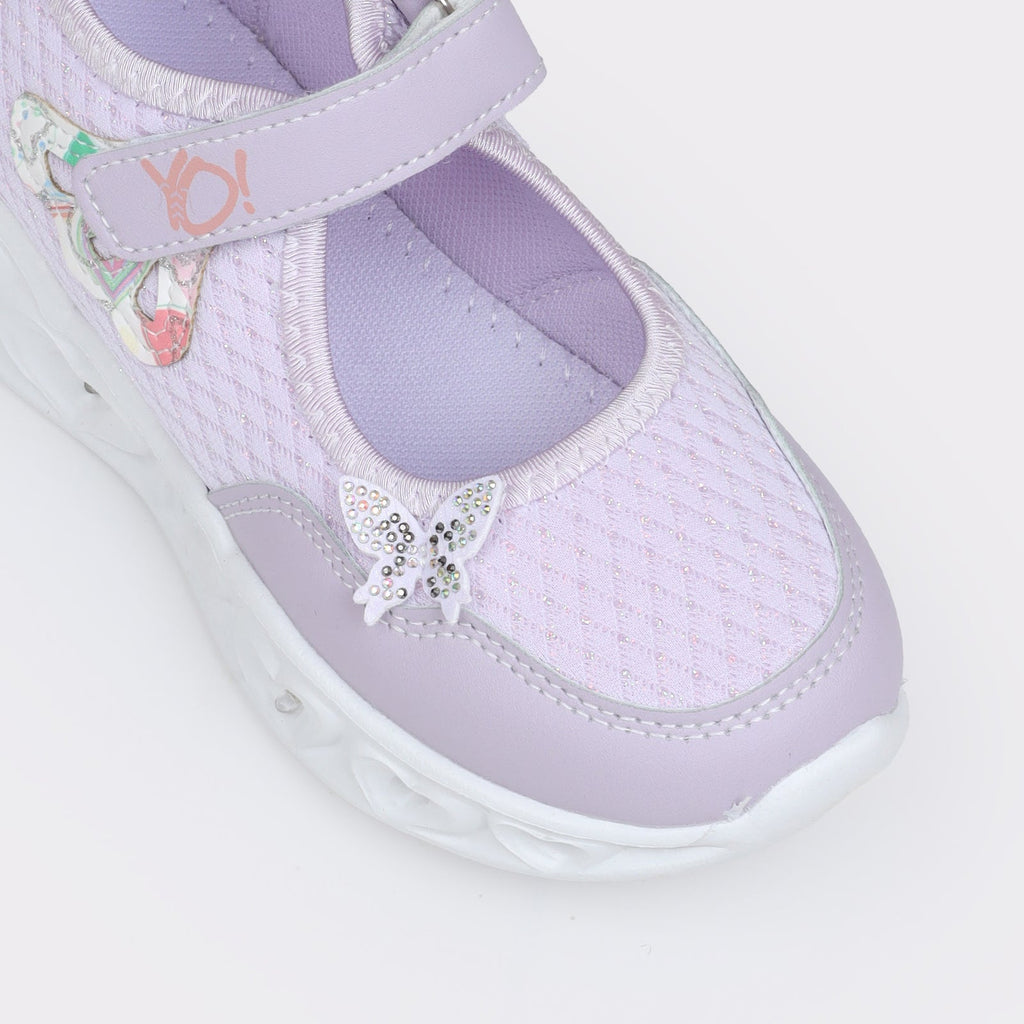 Kids Close Shoes