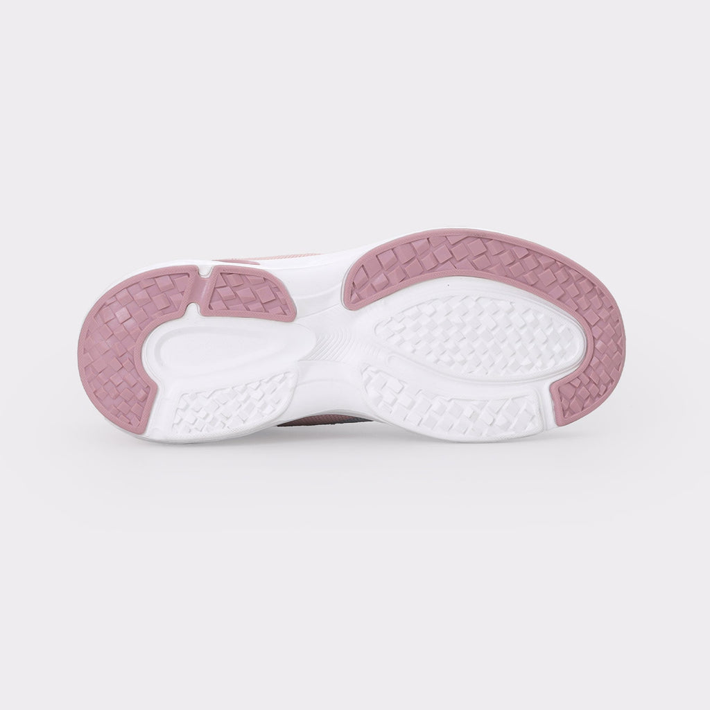 Women's lace-up sneakers