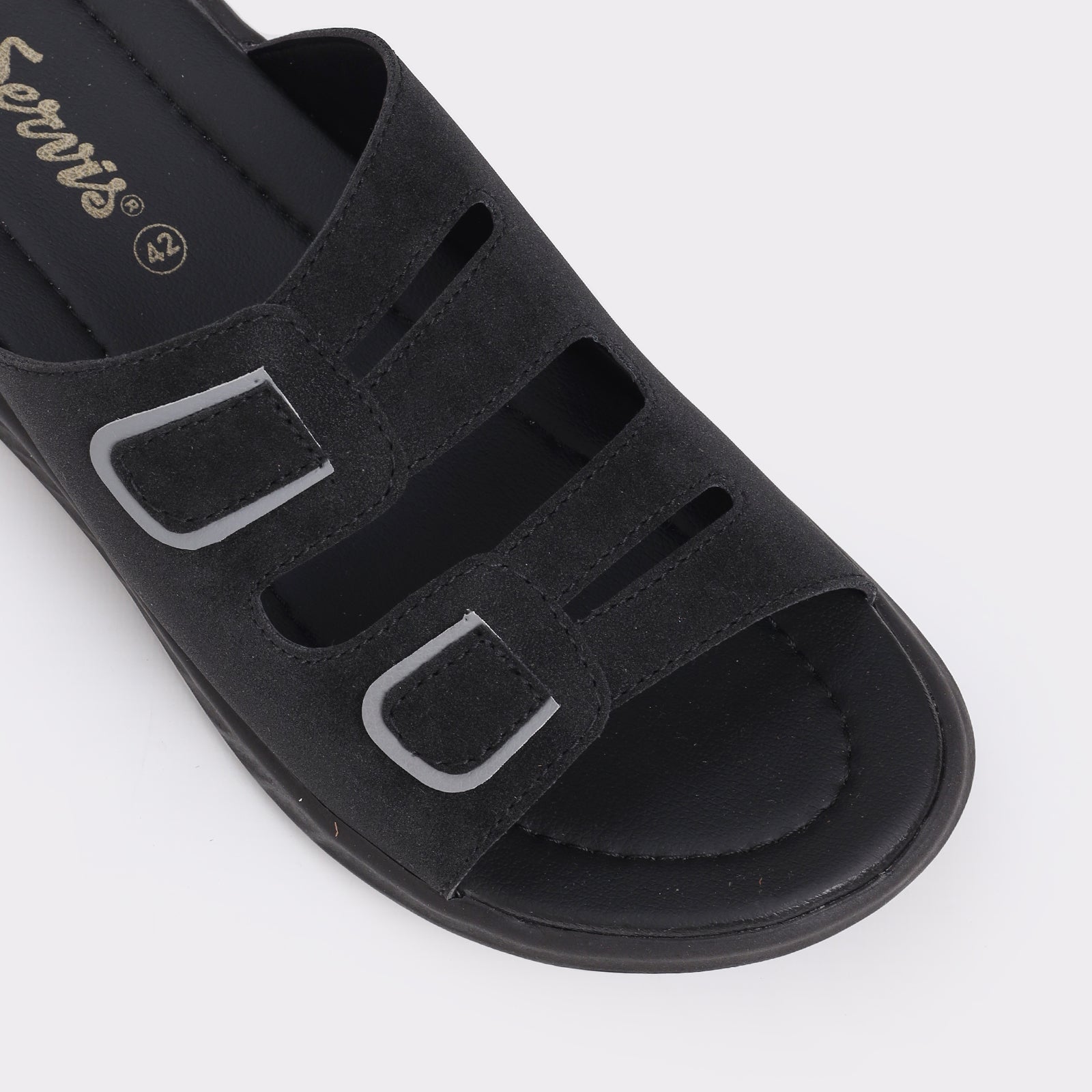 Men Chappal