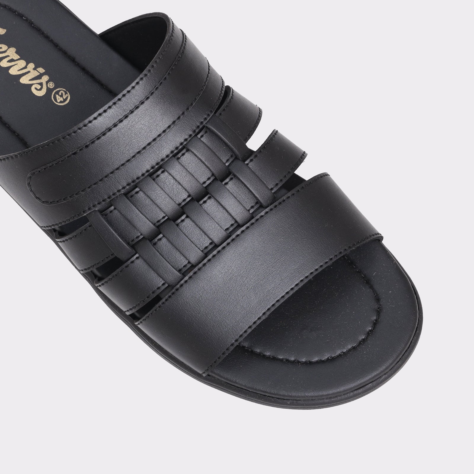Men Chappal